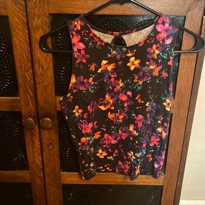 Decree, black floral crop top
